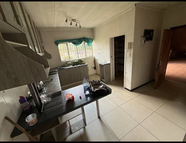3 BEDROOM HOUSE FOR SALE IN VANDERBIJLPARK SW 1